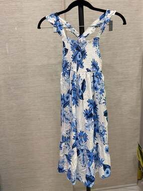 The Children's Place Girls Blue Floral Smocked Ruffle Strap Dress Size 10/12